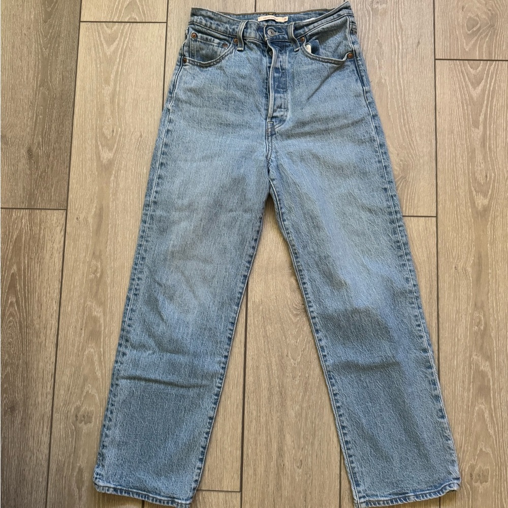 Levi's Women's Light Blue Jeans